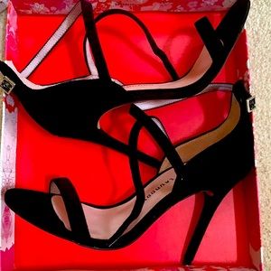 Chinese Laundry high heels black velvet sandals heel 4”+
